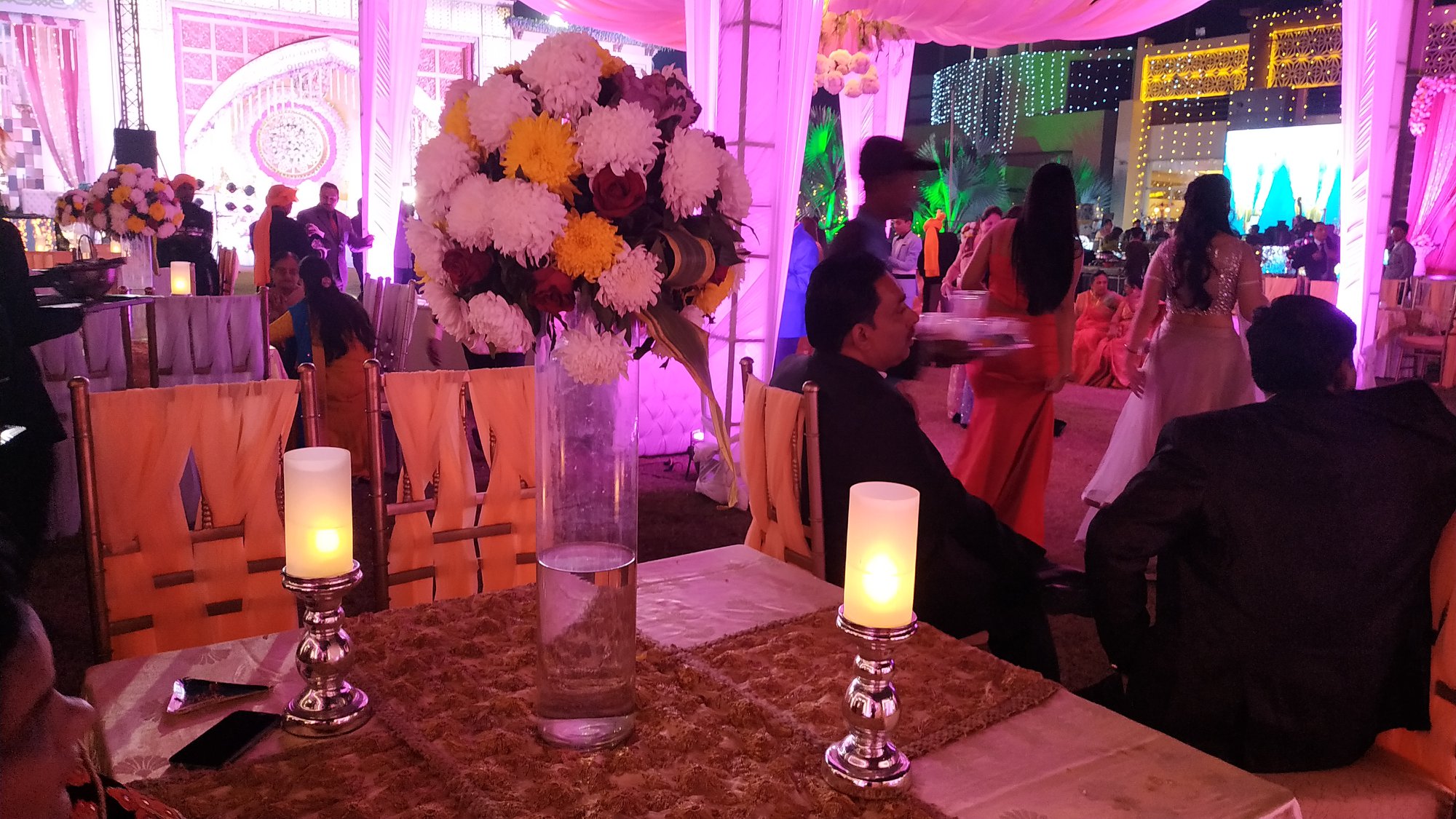 venue-img