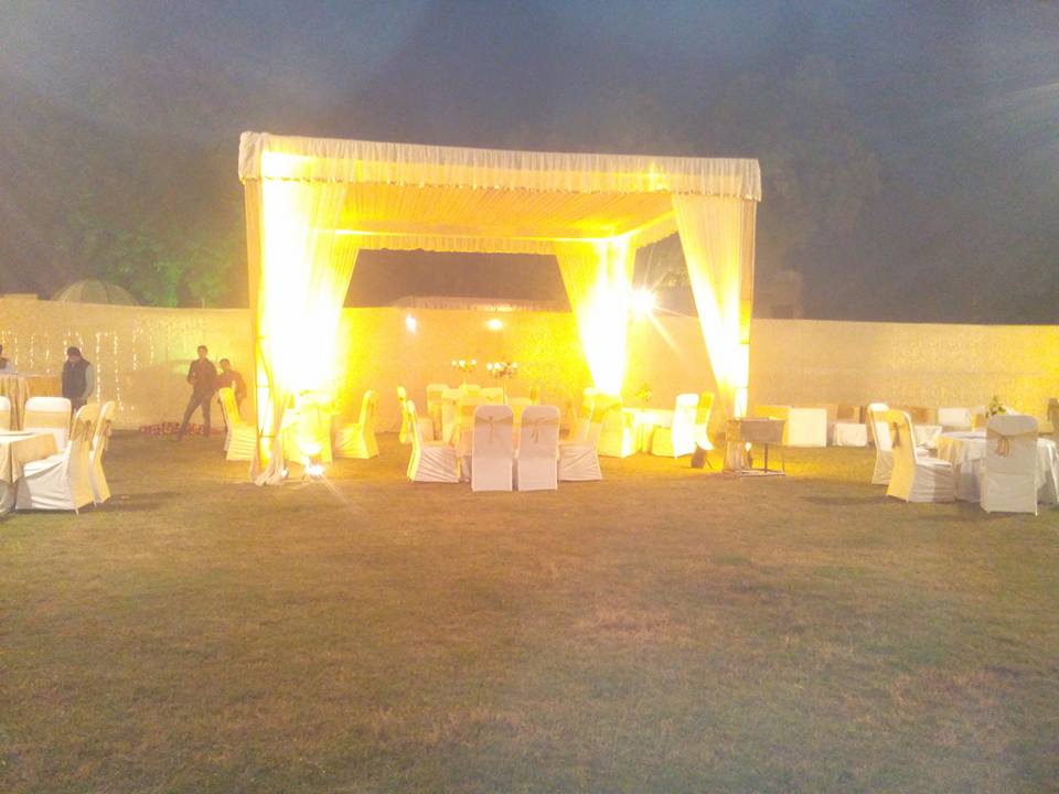 venue-img