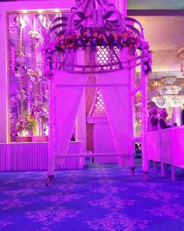 venue-img