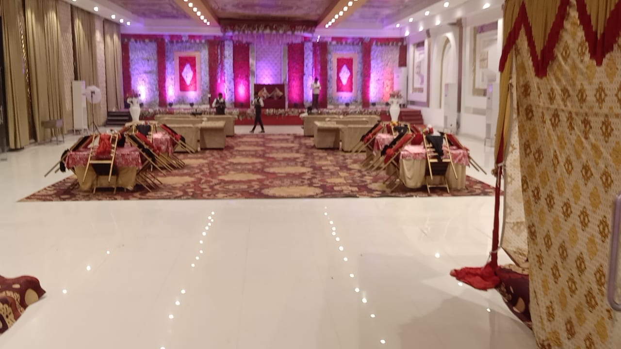venue-img