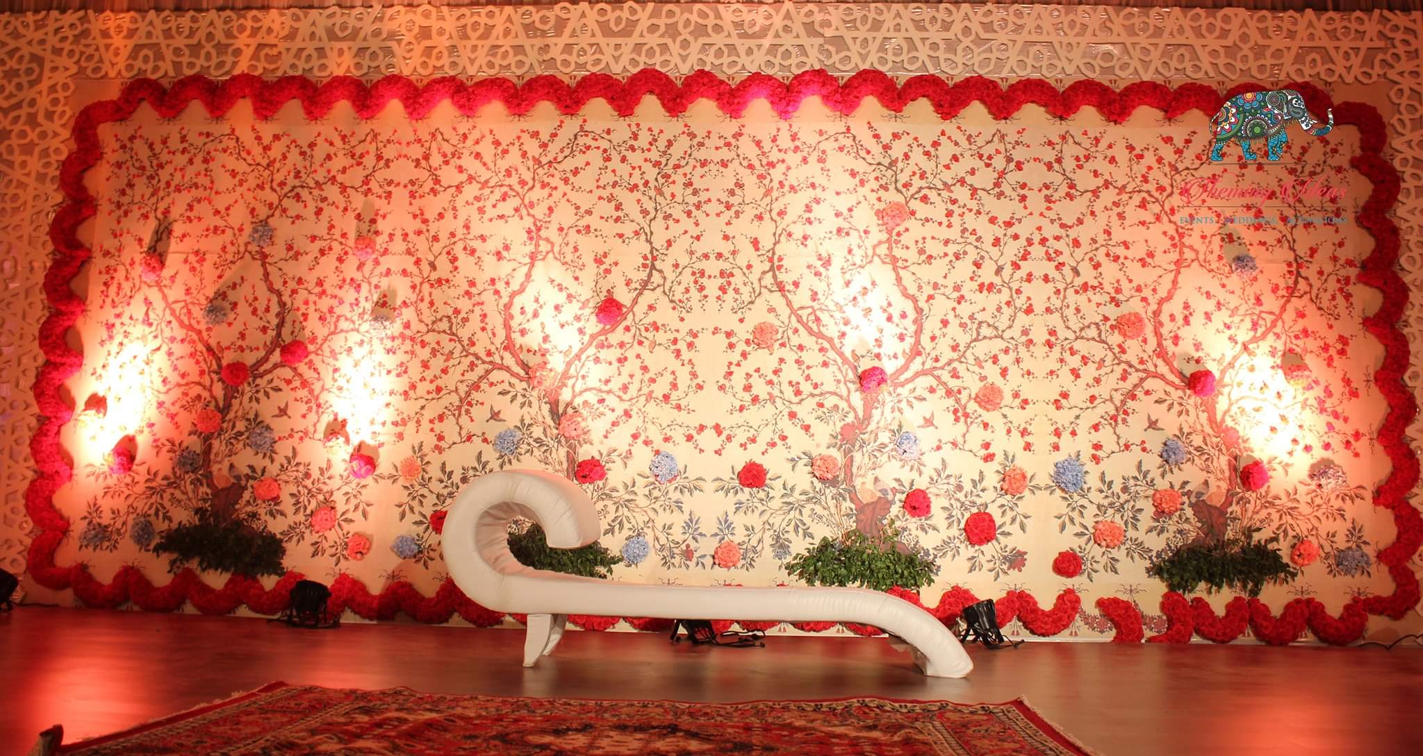 venue-img