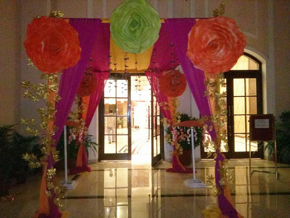 venue-img