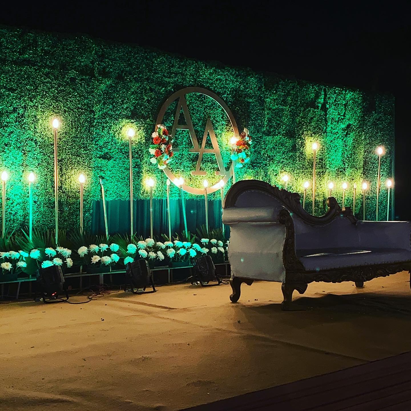 venue-img