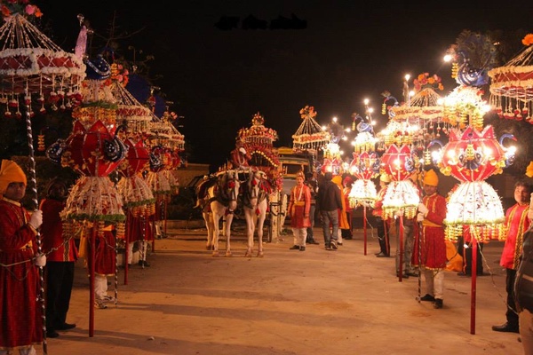 venue-img