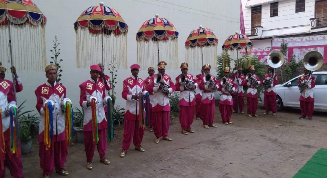 venue-img