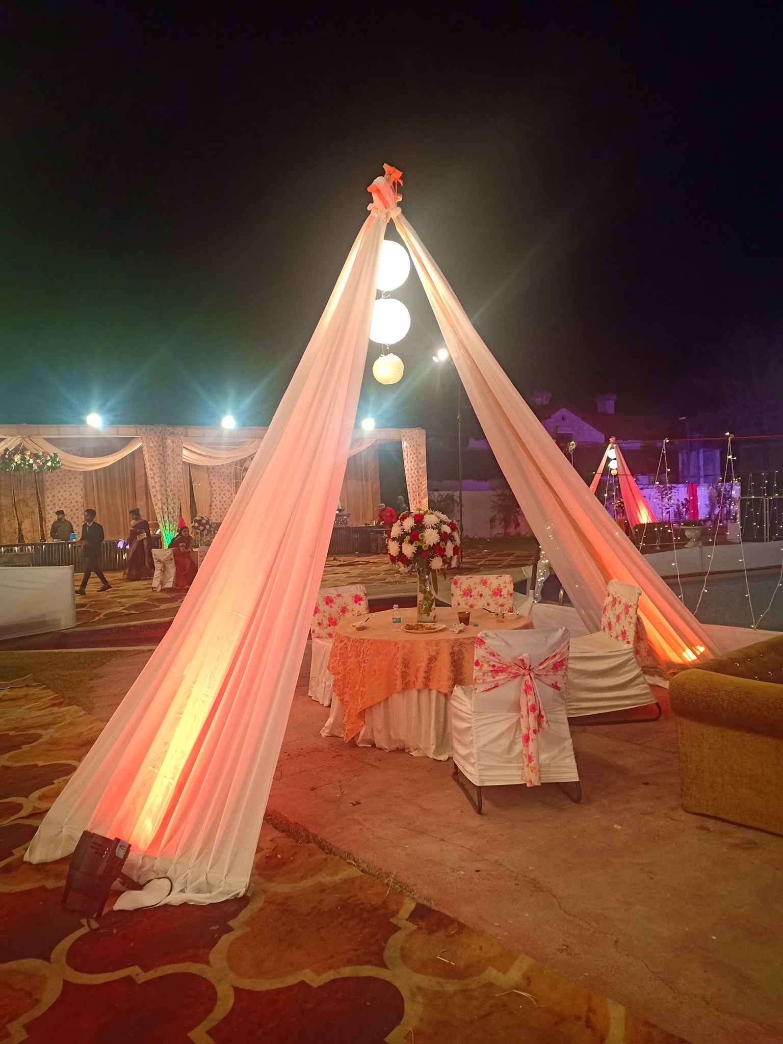 venue-img