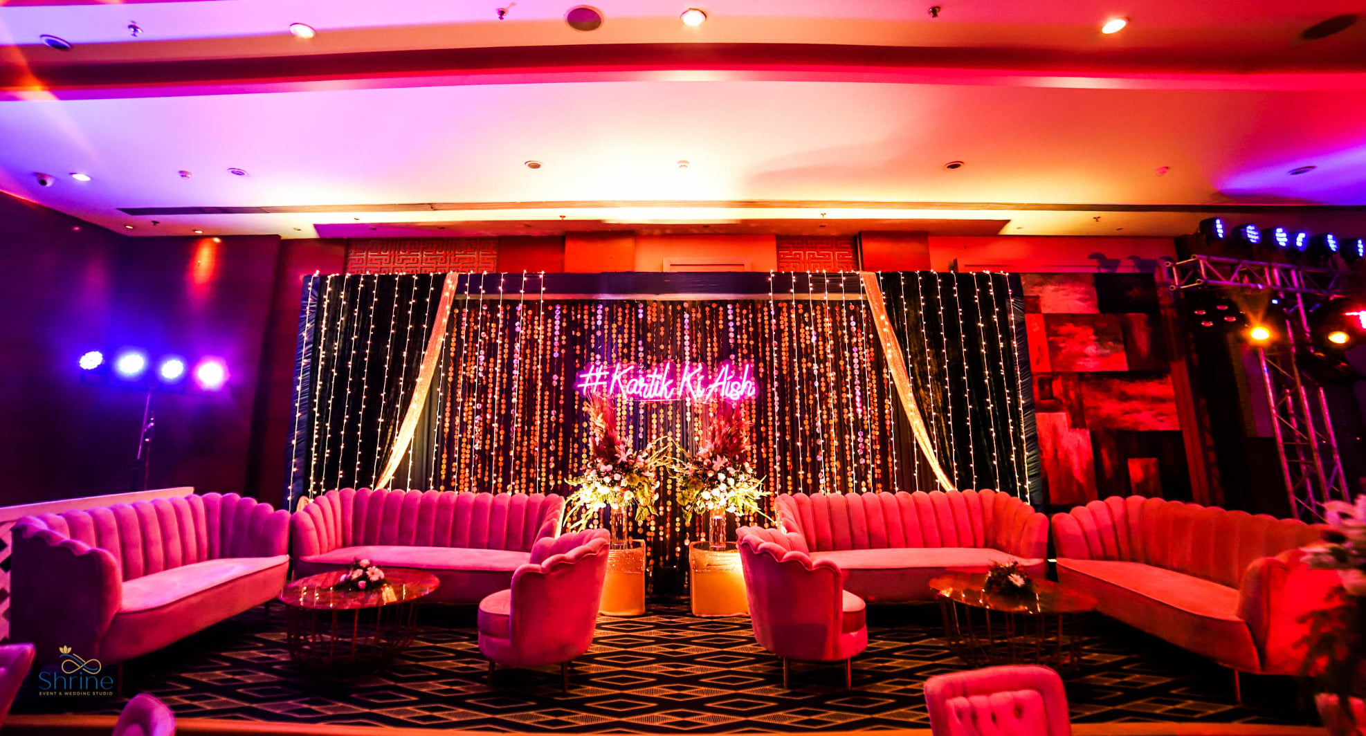 venue-img