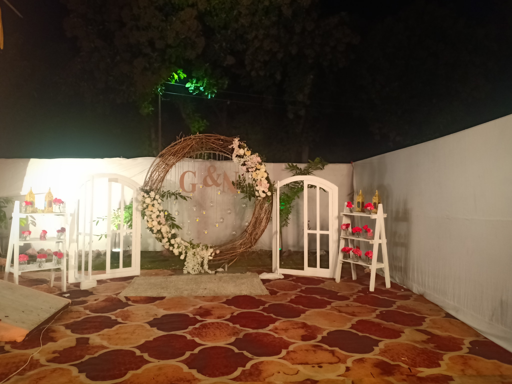venue-img