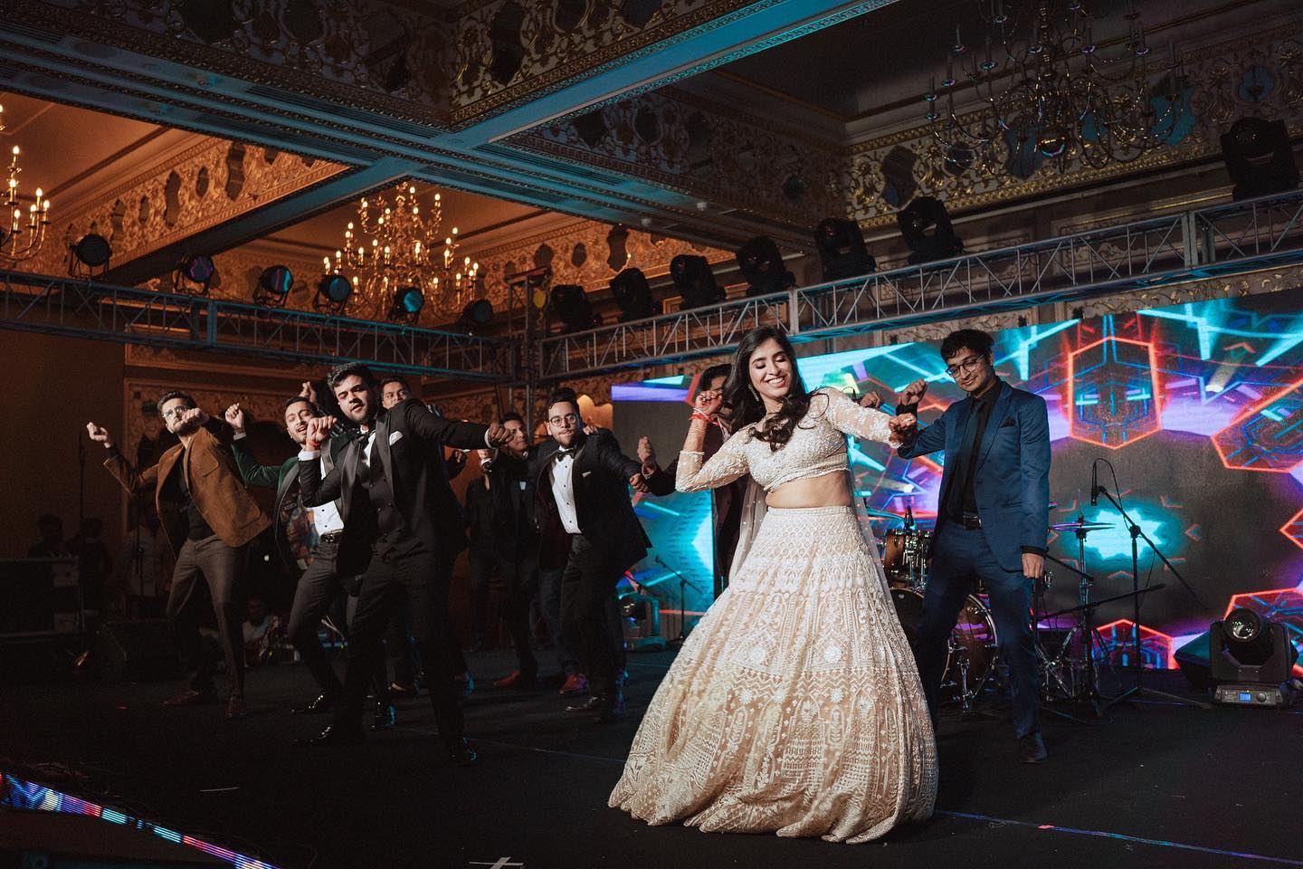 venue-img