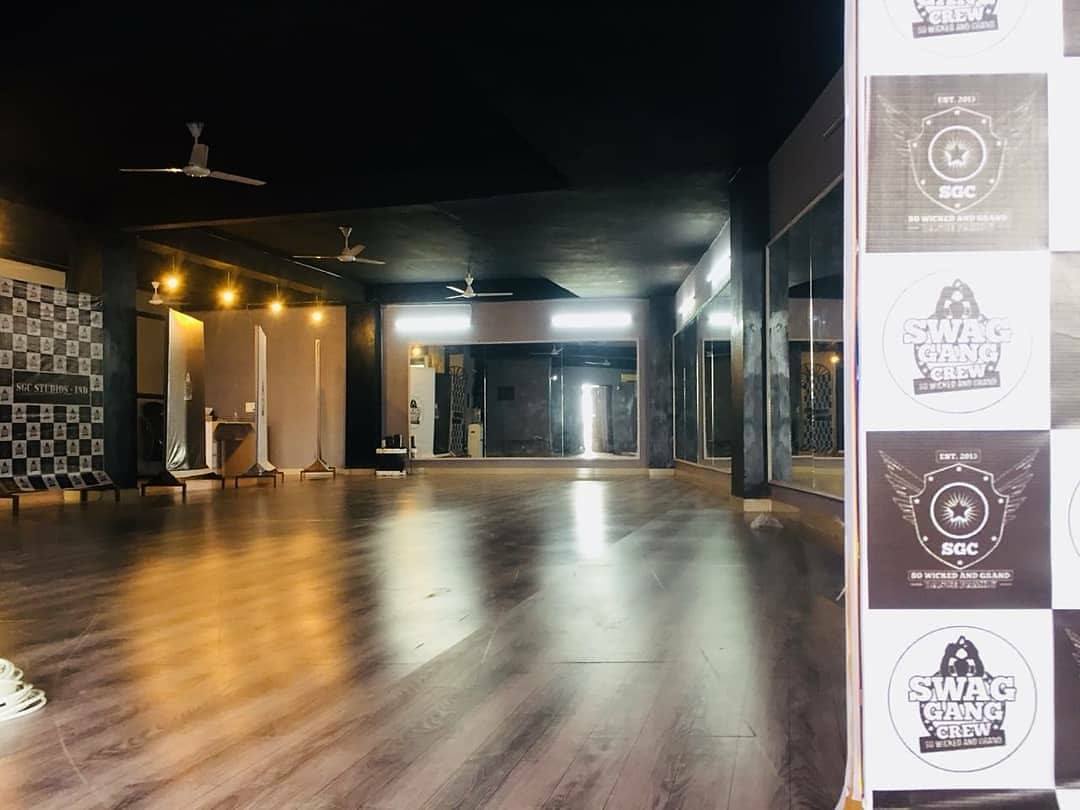 venue-img