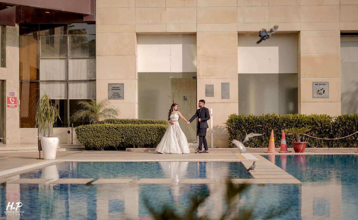 venue-img